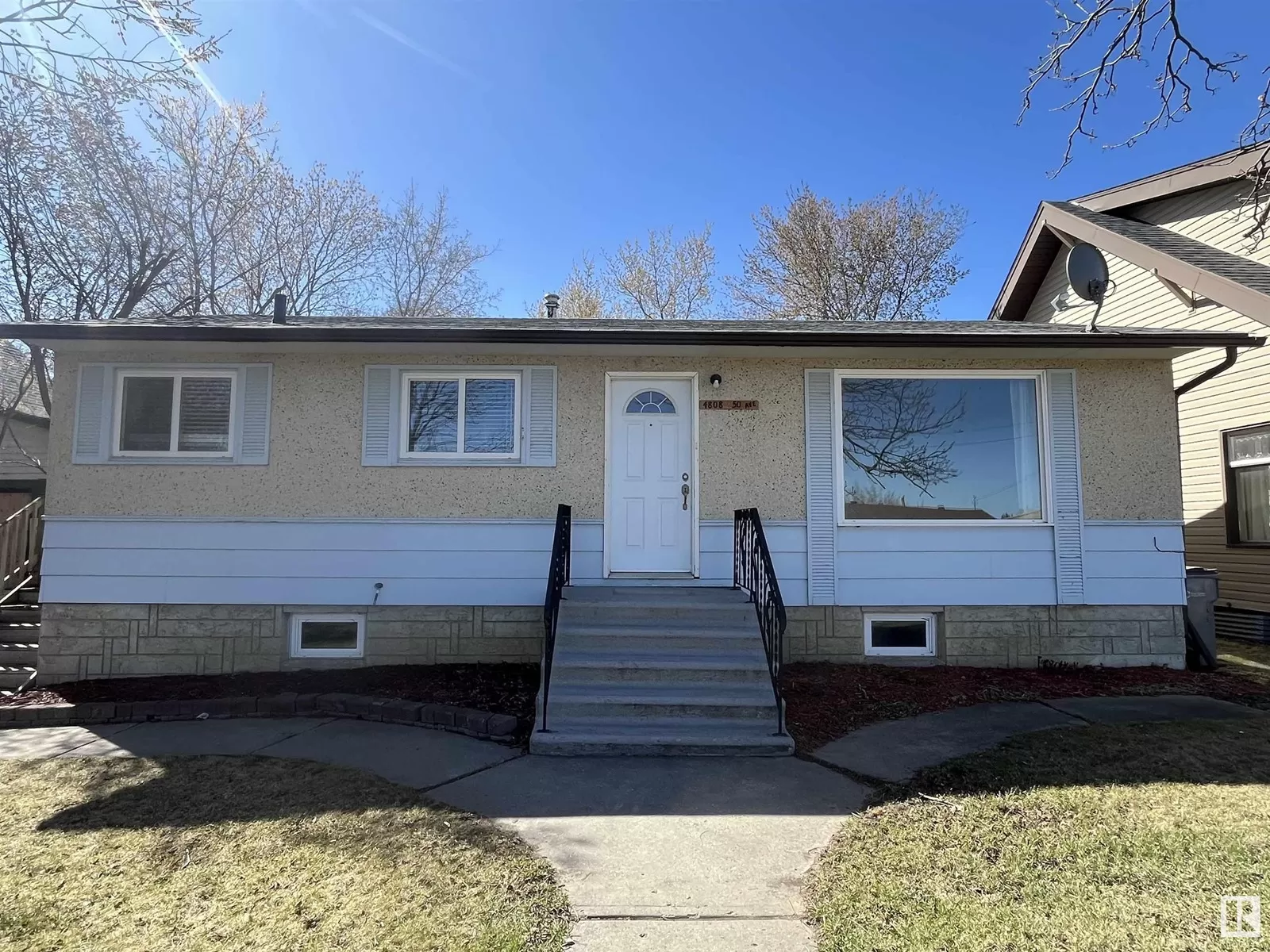 House for rent: 4808 50 Av, Stony Plain, Alberta T7Z 1C4