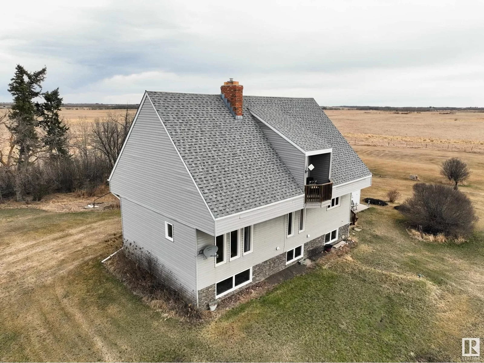 House for rent: 48451 Rr223, Rural Camrose County, Alberta T0B 1W0