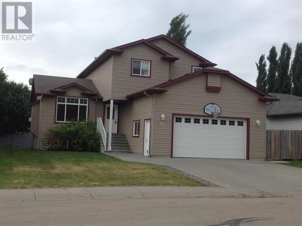 House for rent: 49 Skaggs Crossing, Whitecourt, Alberta T7S 1T2