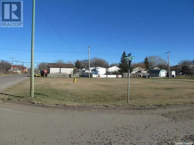 Unknown for rent: 490-498 5th Street W, Shaunavon, Saskatchewan S0N 2M0