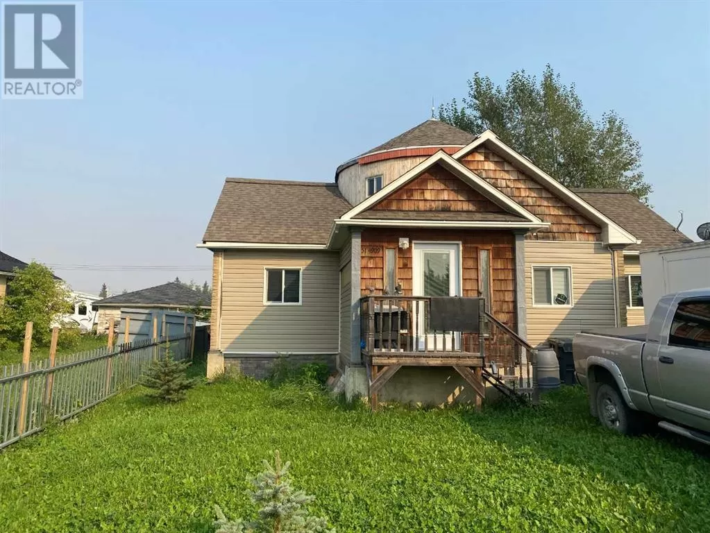 House for rent: 4909 51 Street, Wanham, Alberta T0H 3P0