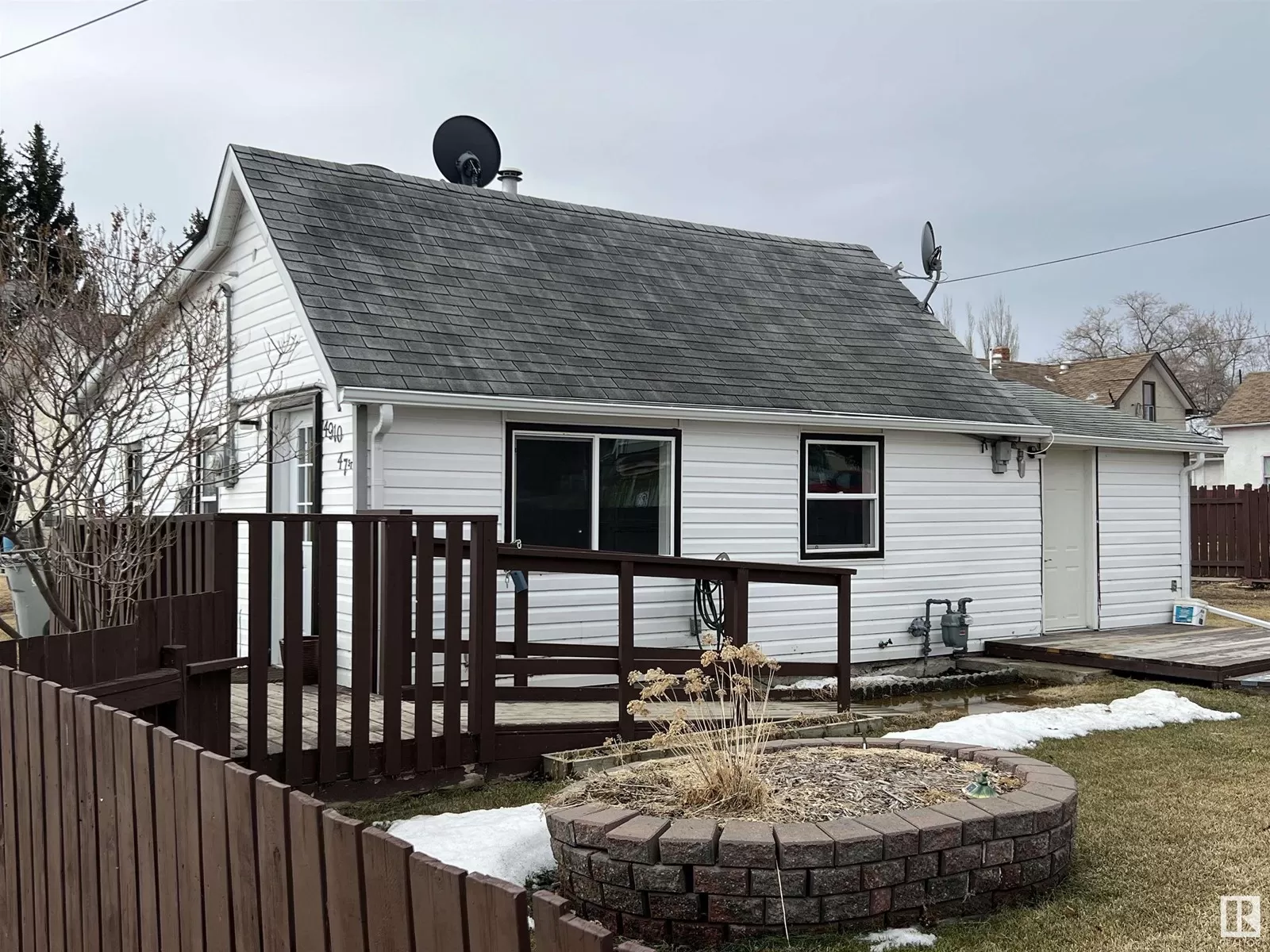 House for rent: 4910 47 St, Legal, Alberta T0G 1L0