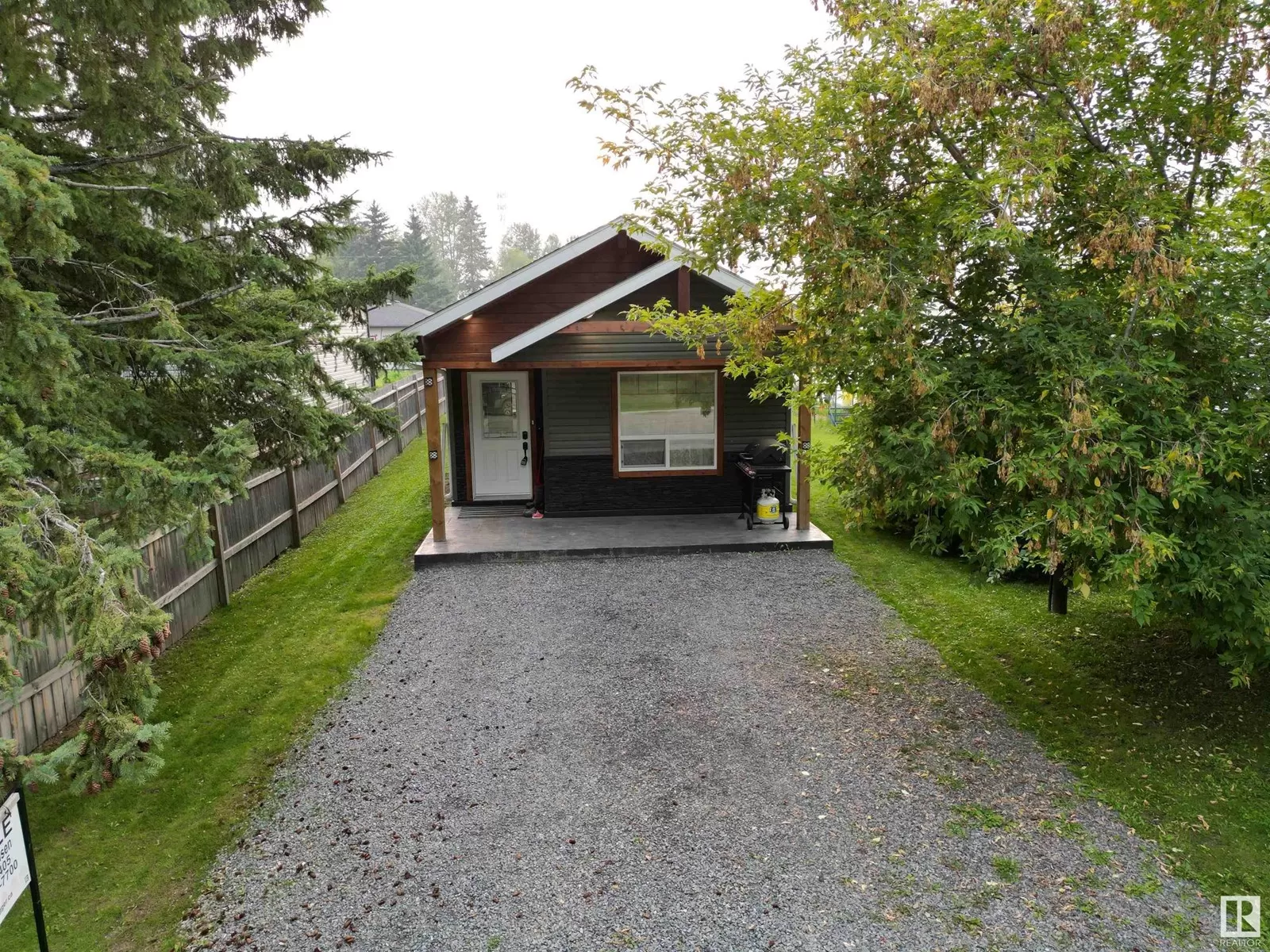 House for rent: 4910 50 St, Peers, Alberta T0E 0W0