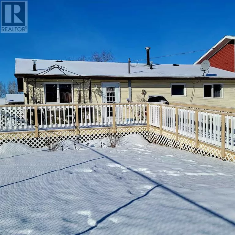 House for rent: 4910 53 Street, Grimshaw, Alberta T0H 1W0