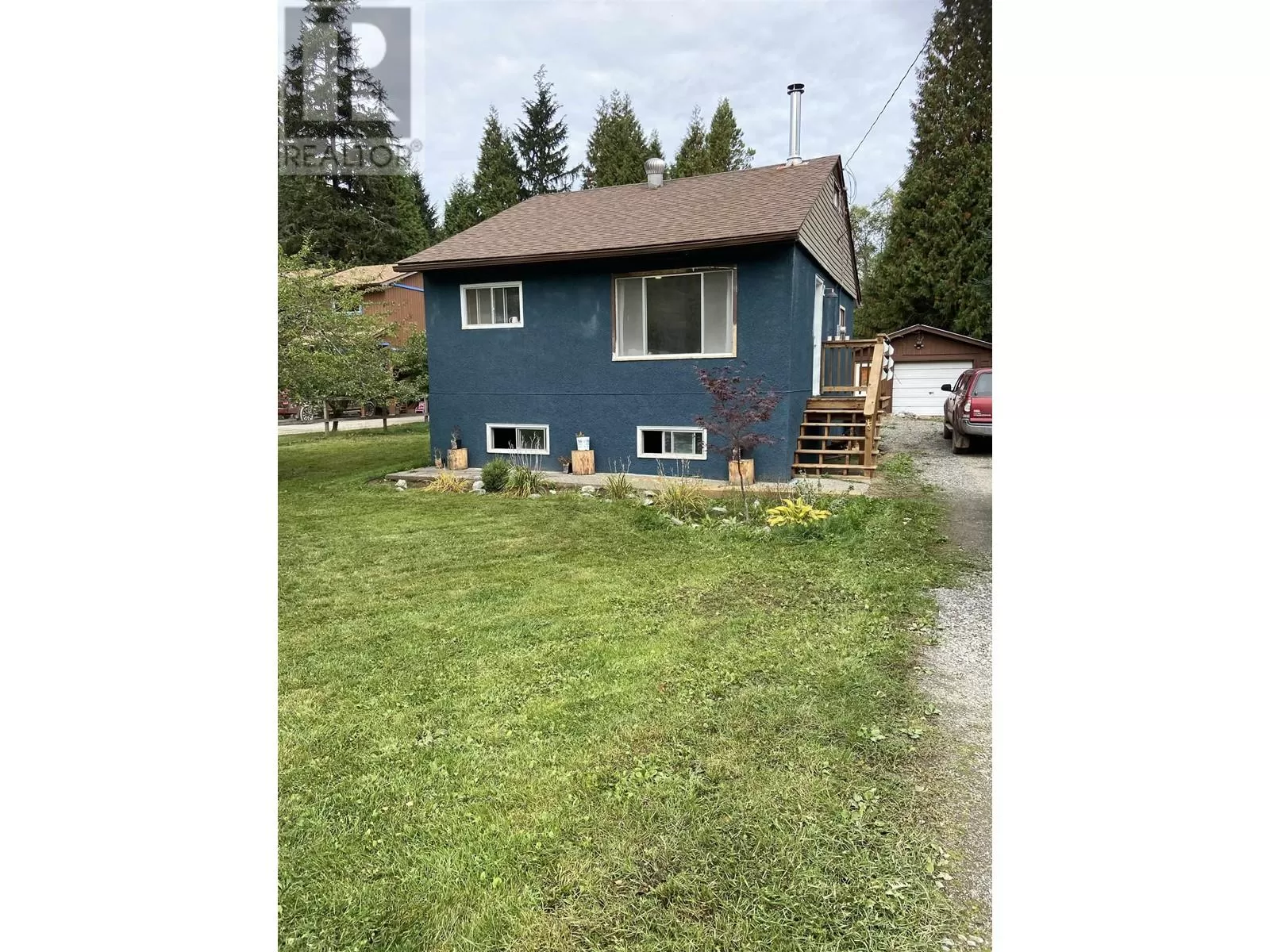 House for rent: 4926 Graham Avenue, Terrace, British Columbia V8G 1B2