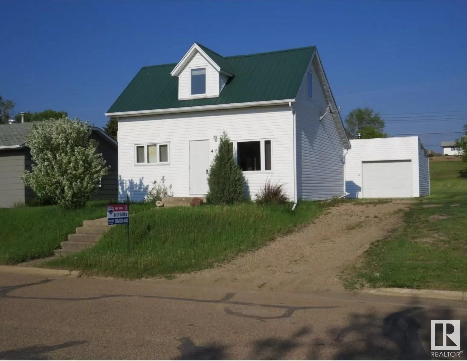 House for rent: 4930 48 St, Sedgewick, Alberta T0B 4C0