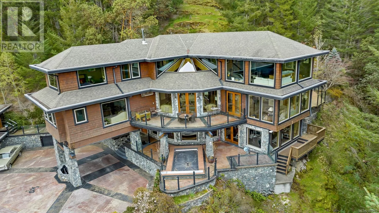House for rent: 4948 Nagle Rd, Sooke, British Columbia V9Z 1C7