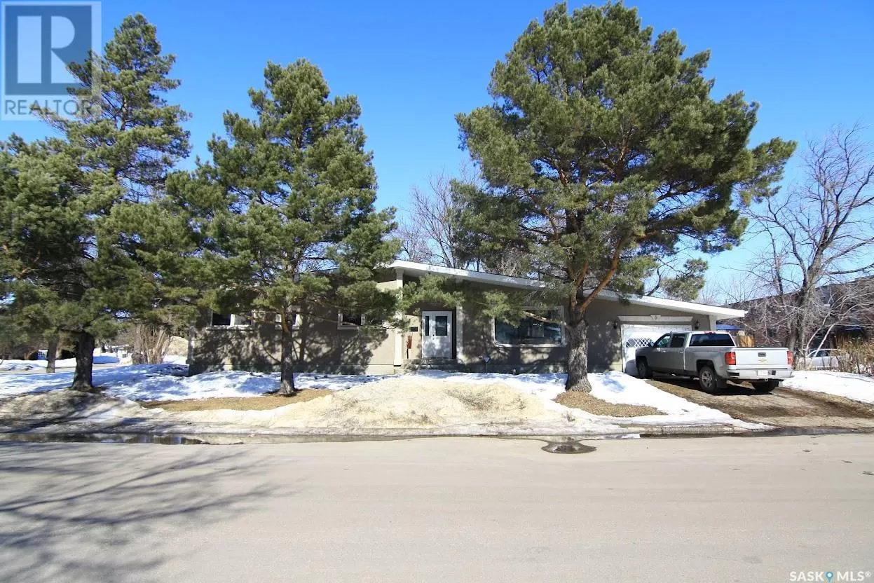 House for rent: 5 Northfield Bay, Yorkton, Saskatchewan S3N 2M1