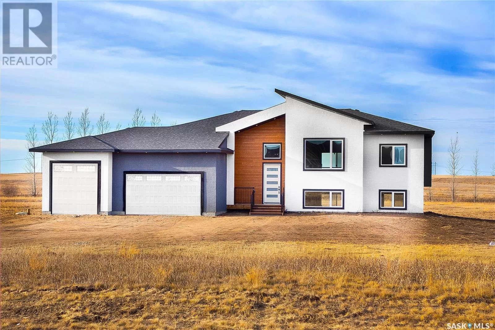 House for rent: 5 Pheasant Meadows Crescent, Dundurn Rm No. 314, Saskatchewan S7C 0C2