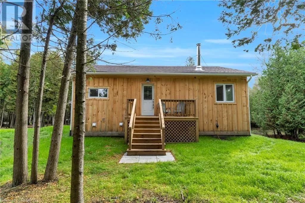 House for rent: 50 Paradise Drive, Northern Bruce Peninsula, Ontario N0H 1W0