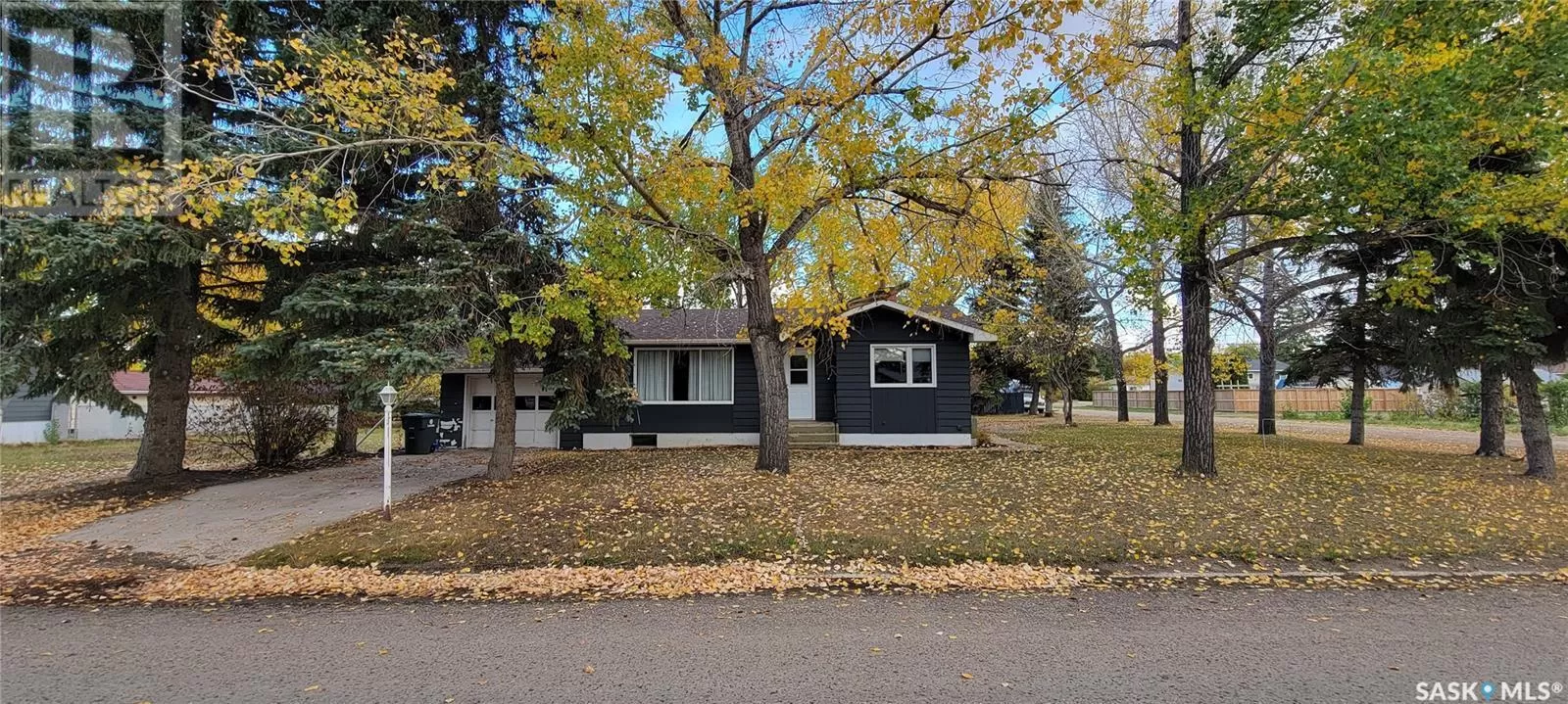 House for rent: 500 Broad Street, Cut Knife, Saskatchewan S0M 0N0