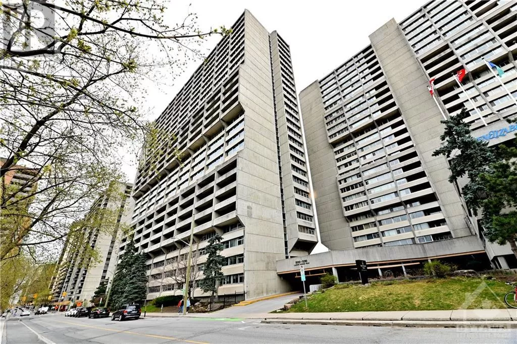 Apartment for rent: 500 Laurier Avenue W Unit#1508, Ottawa, Ontario K1R 5E1