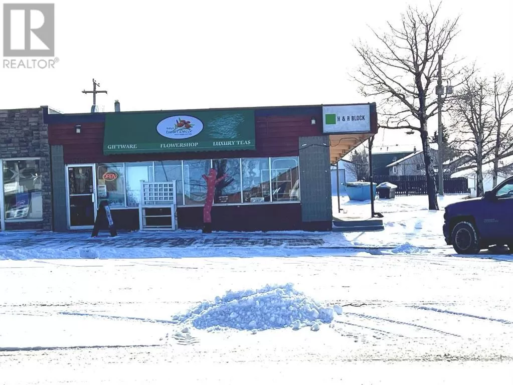 Commercial Mix for rent: 5006 A-d 50th Avenue, Valleyview, Alberta T0H 3N0
