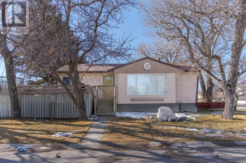 House for rent: 5008 4 Street, Coalhurst, Alberta T0L 0V0