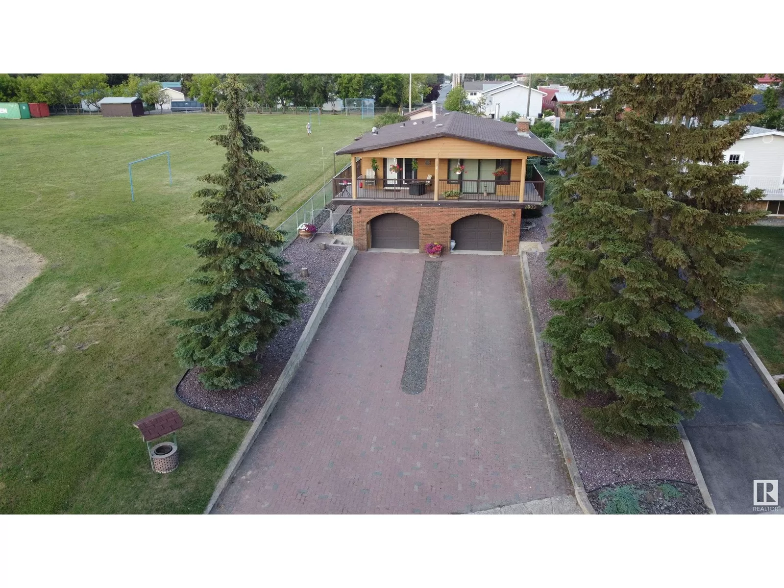 House for rent: 5009 Lakeshore Dr, Bonnyville Town, Alberta T9N 2G9