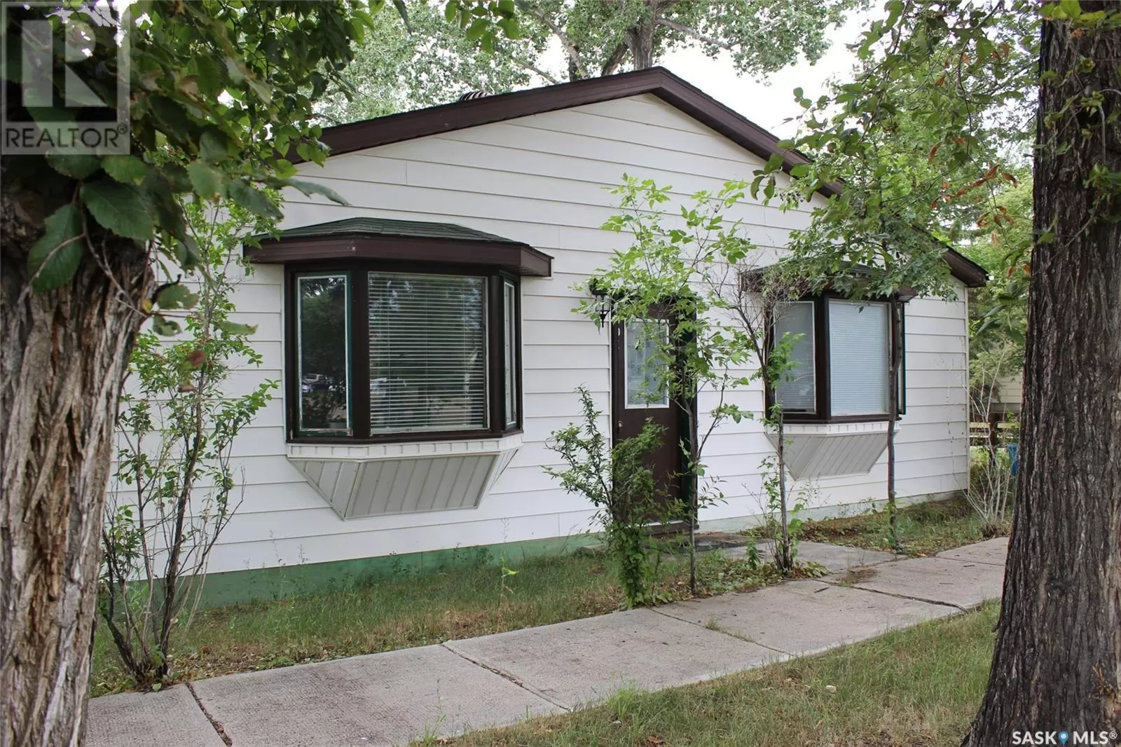 House for rent: 501 Front Street, Eastend, Saskatchewan S0N 0T0
