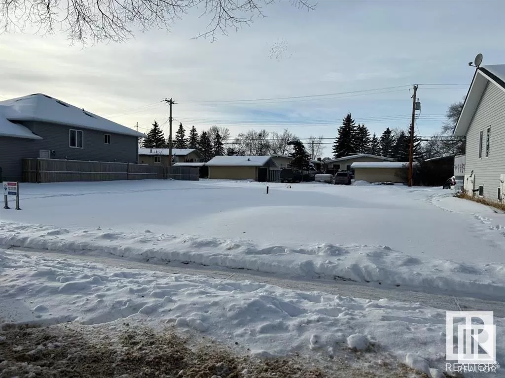 No Building for rent: 5020 50 St, Redwater, Alberta T0A 2W0