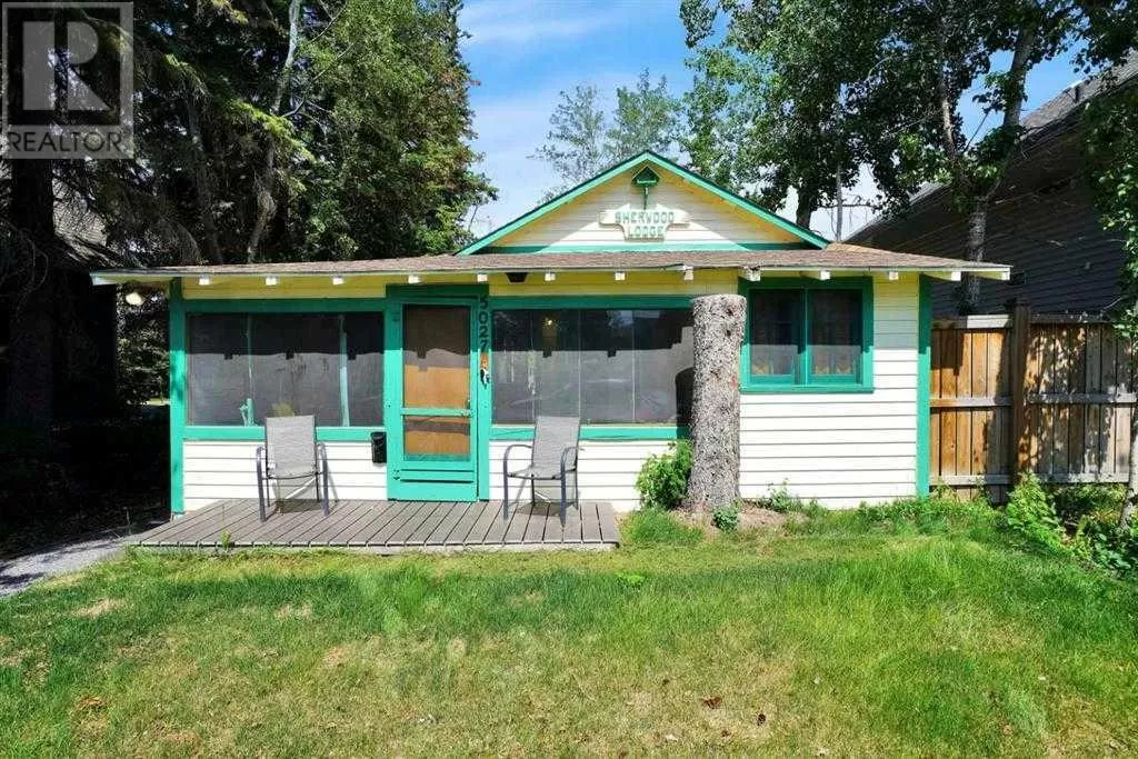 House for rent: 5027 35 Street, Sylvan Lake, Alberta T4S 1B3