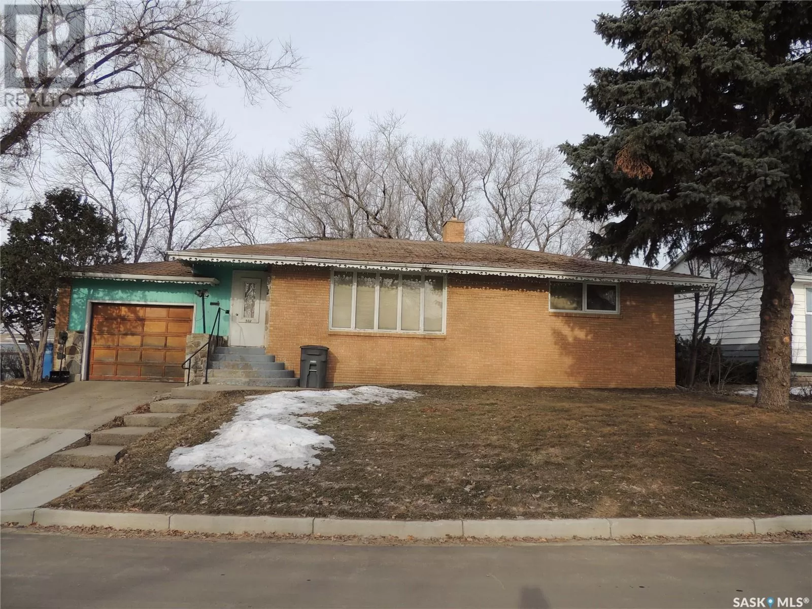 House for rent: 503 Mcleod Avenue, Estevan, Saskatchewan S4A 0B2