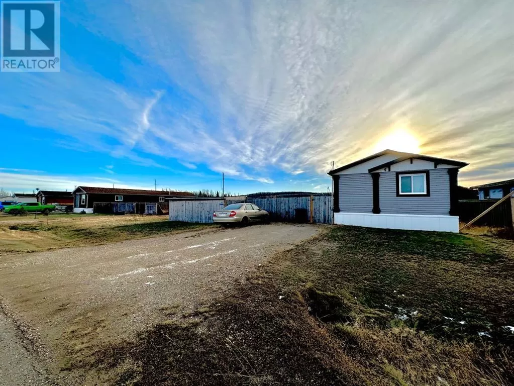 Manufactured Home/Mobile for rent: 5031 49 Avenue, Woking, Alberta T0H 3V0
