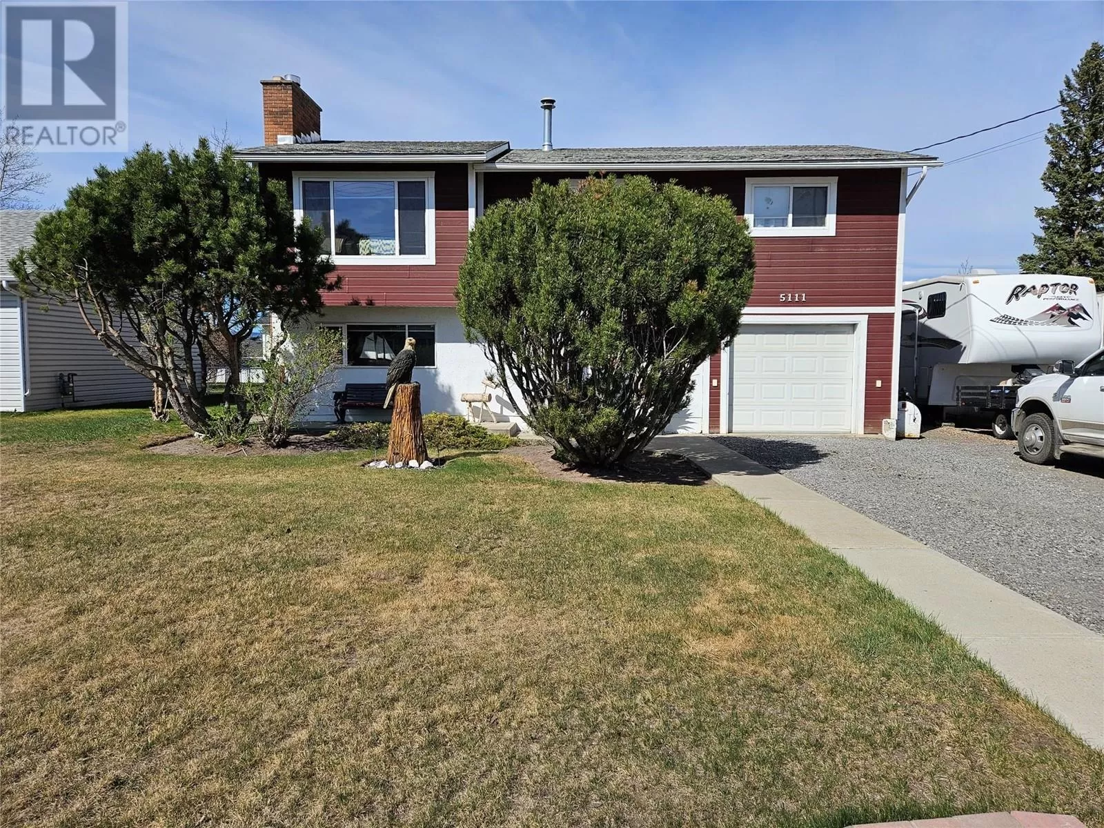 House for rent: 5111a 43 Street Ne, Chetwynd, British Columbia V0C 1J0