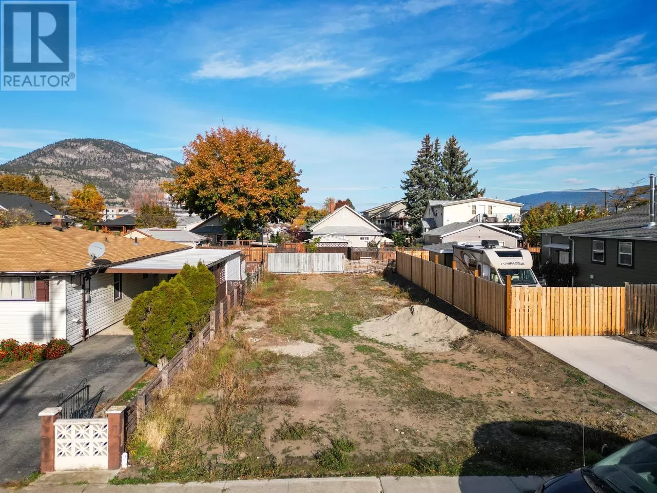 Other for rent: 515 Heales Avenue, Penticton, British Columbia V2A 1G5