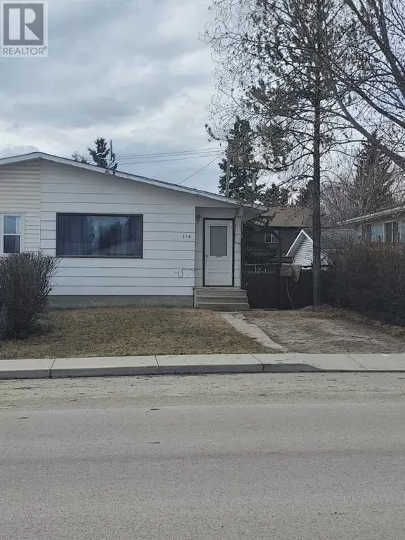 Duplex for rent: 516 52 Street, Edson, Alberta T7E 1K9