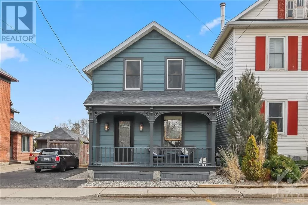House for rent: 517 St Lawrence Street, Merrickville, Ontario K0G 1N0