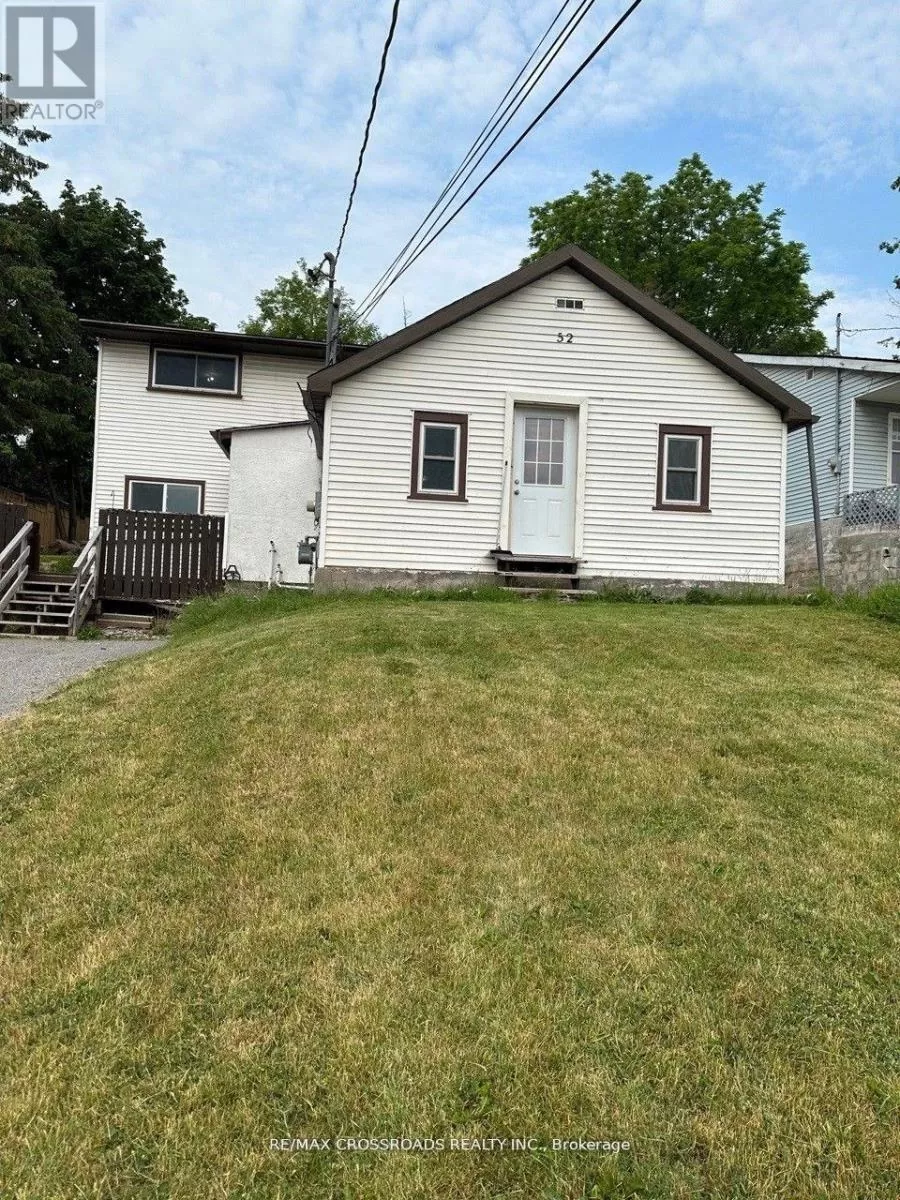 House for rent: 52 Wallbridge Cres, Belleville, Ontario K8P 1Z4
