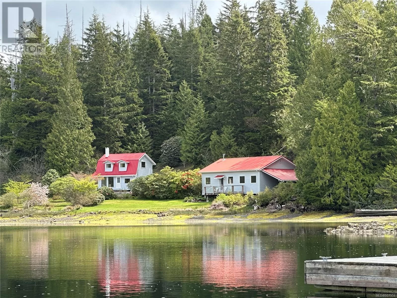 House for rent: 522 Burlo Island, Bamfield, British Columbia V0R 1B0