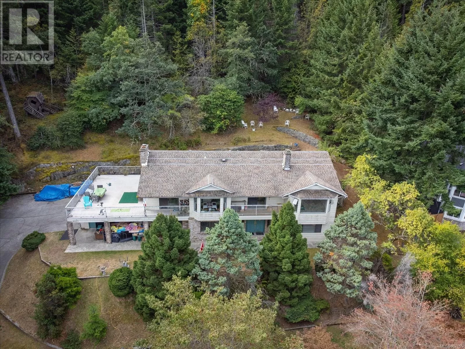 House for rent: 5227 Lost Lake Rd, Nanaimo, British Columbia V9T 5E6