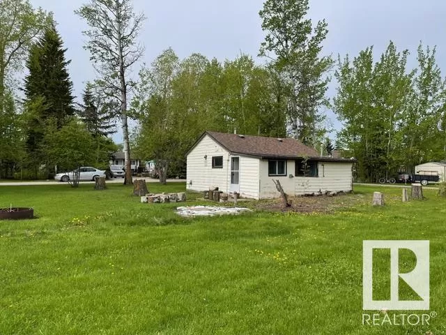 House for rent: 5231 48a Av, Rural Lac Ste. Anne County, Alberta T0E 0A0