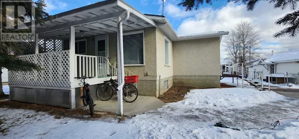 House for rent: 525 65th Street, Edson, Alberta T7E 1M2
