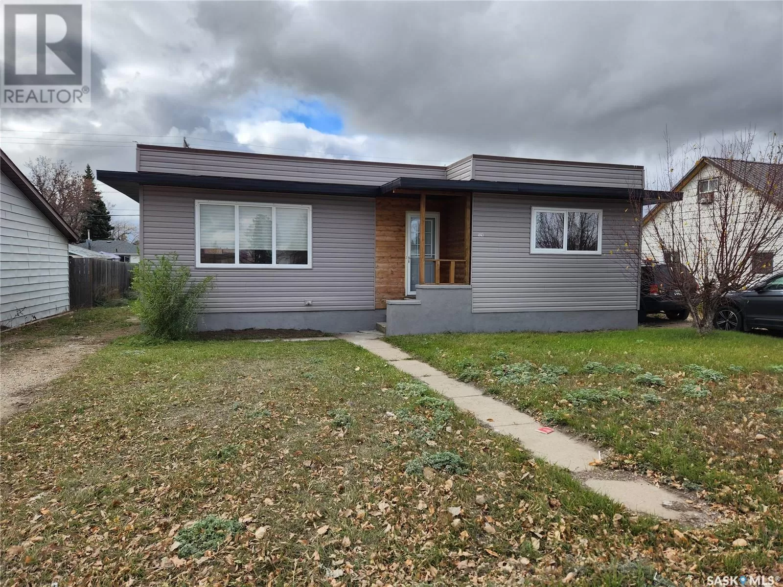 House for rent: 526 Fourth Street, Estevan, Saskatchewan S4A 0V3