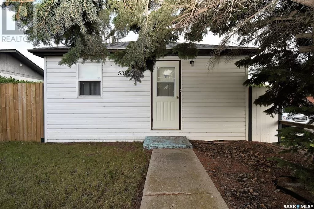 House for rent: 530 Eva Street, Estevan, Saskatchewan S4A 1N8