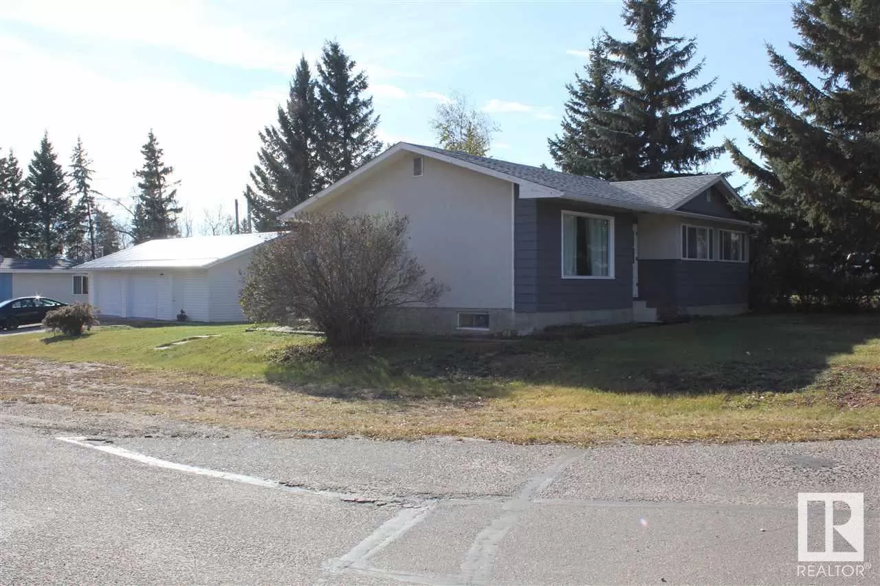 House for rent: 5301 Ravine Dr, Elk Point, Alberta T0A 1A0