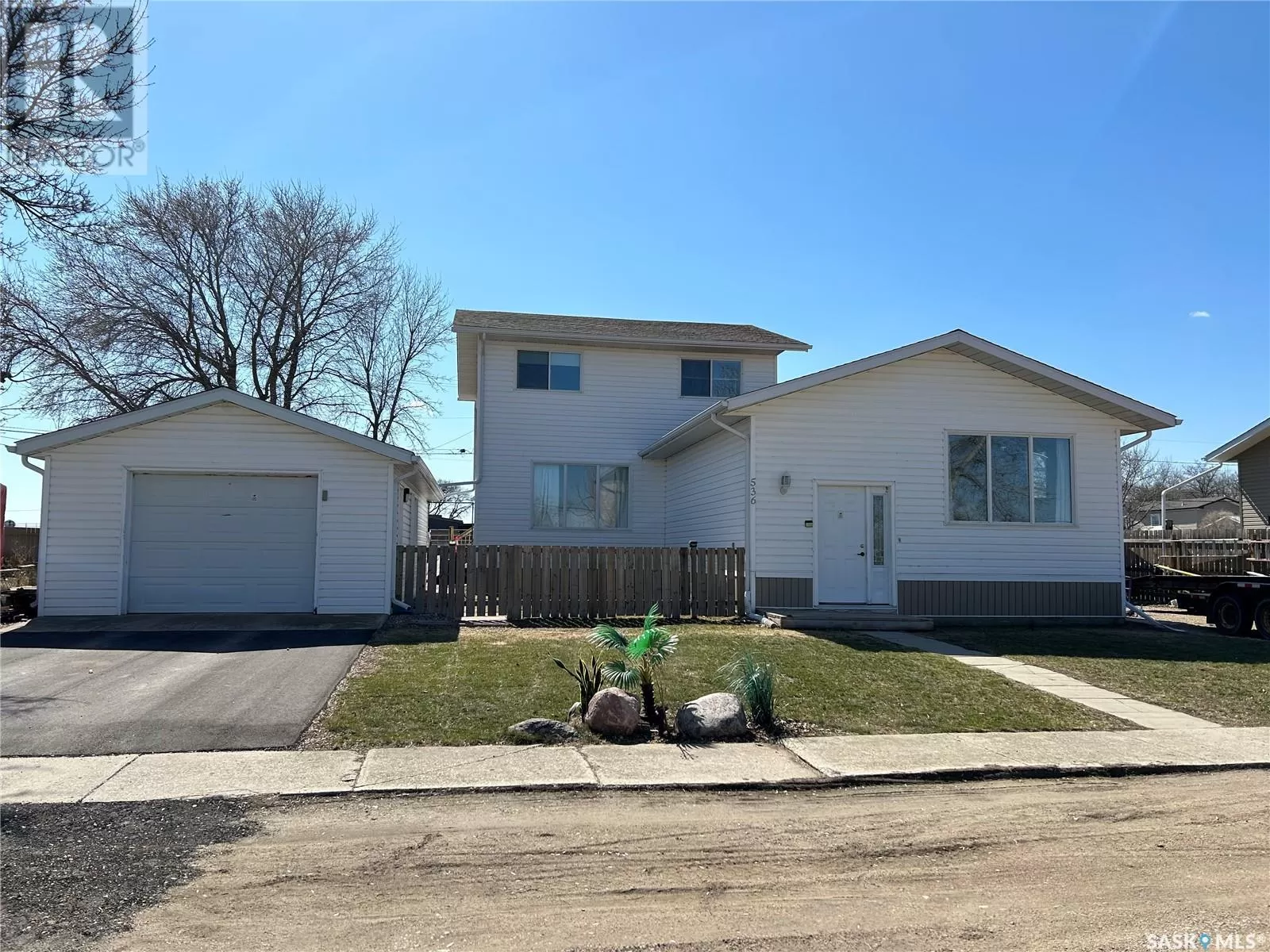 House for rent: 536 3rd Avenue, Young, Saskatchewan S0K 4Y0