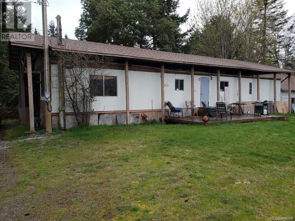Manufactured Home for rent: 5456 Island Hwy W, Qualicum Beach, British Columbia V9K 2E8
