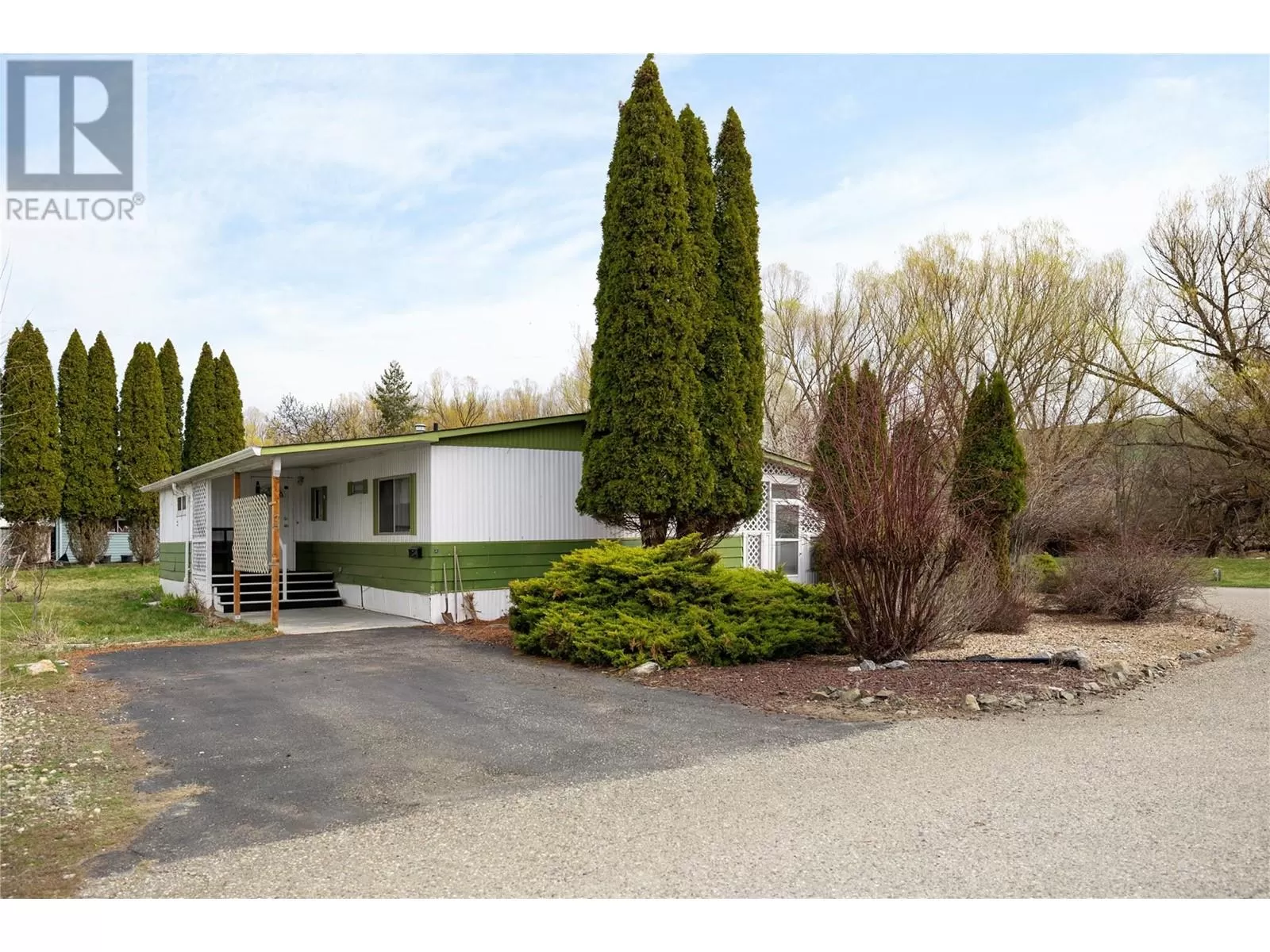 Manufactured Home for rent: 5484 25 Avenue Unit# 75, Vernon, British Columbia V1T 7A8