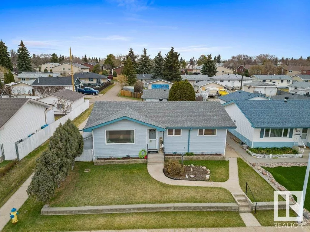 House for rent: 5532 142a Av Nw, Edmonton, Alberta T5A 1J8