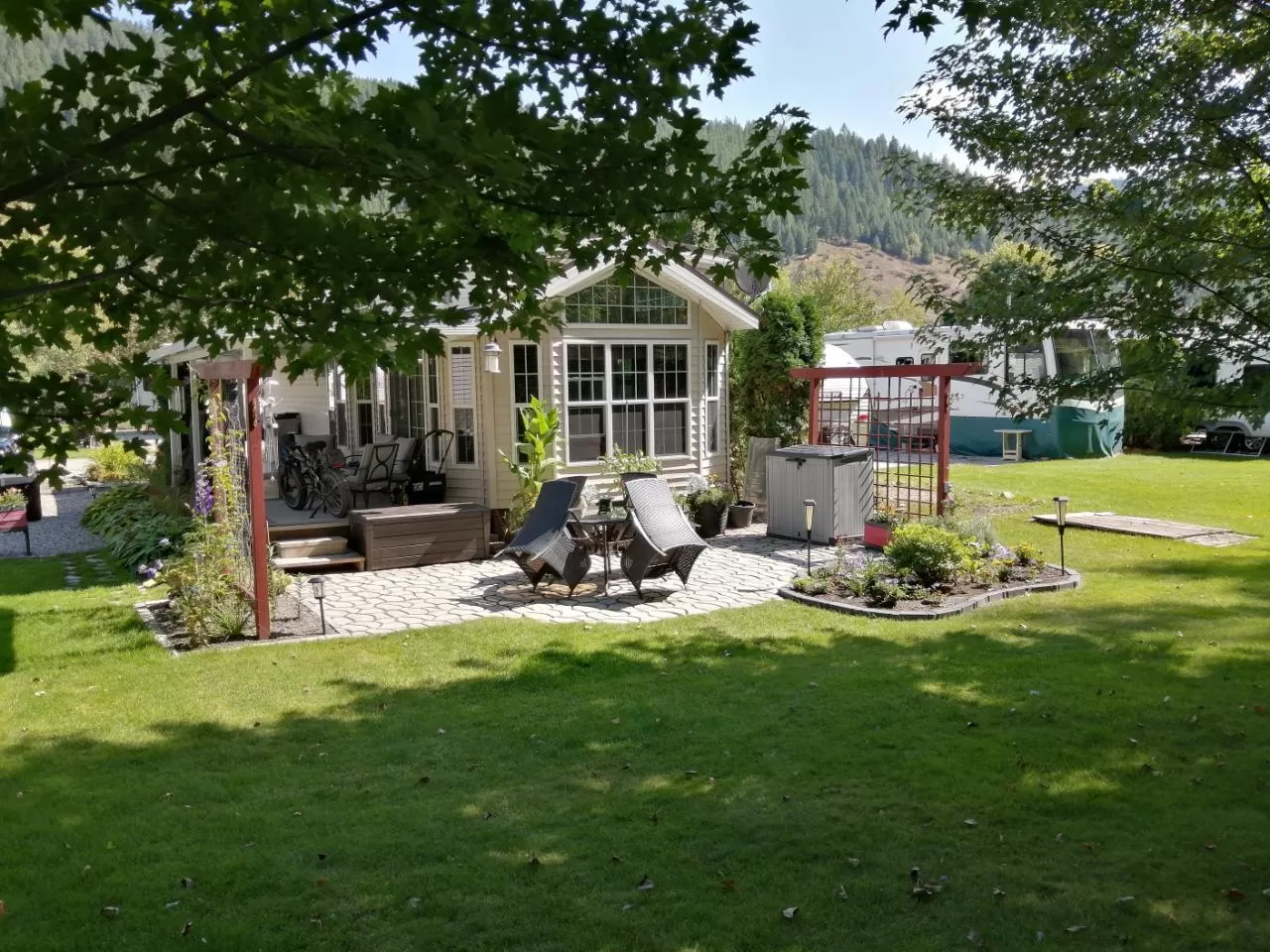 House for rent: 55/57 - 321 Copper Avenue N, Greenwood, British Columbia V0H 1J0