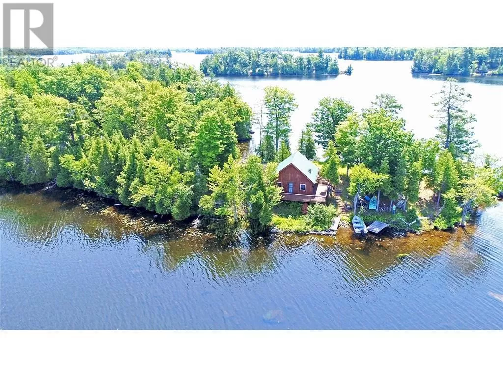 House for rent: 561 Graceys Island, Sharbot Lake, Ontario K0H 2P0