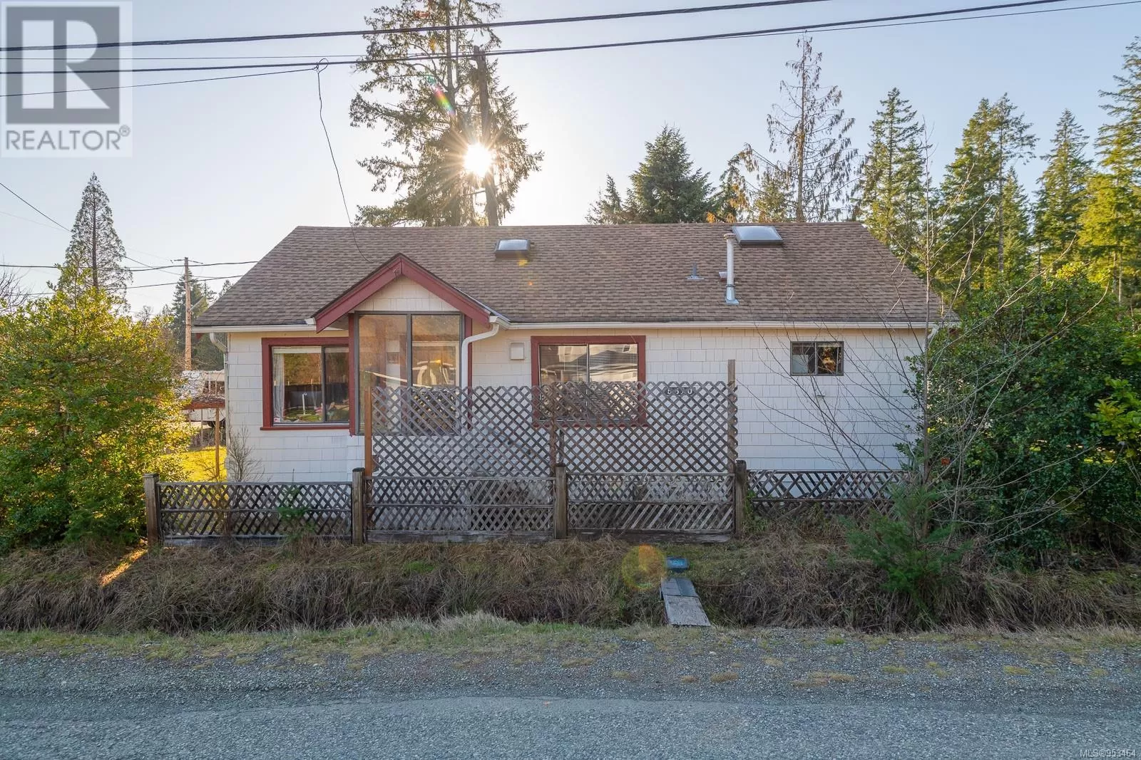 House for rent: 5610 Chapman Rd, Port Alberni, British Columbia V9Y 8K3