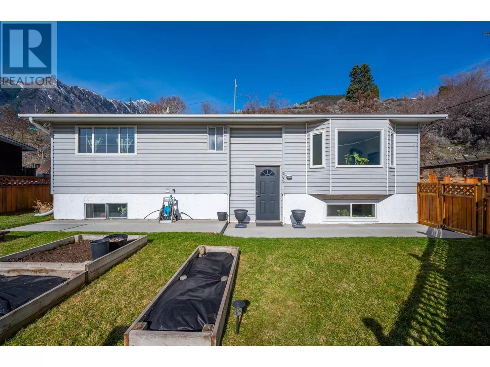 House for rent: 565 Summers Street, Lillooet, British Columbia