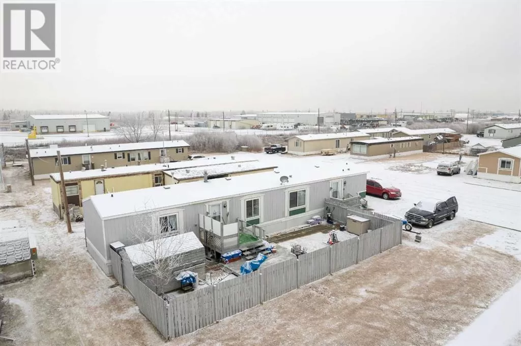 Mobile Home for rent: 57, Eastwood Trailer Park, Lloydminster, Saskatchewan S9V 1C8