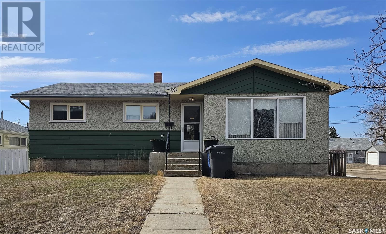 House for rent: 591 101st Street, North Battleford, Saskatchewan S9A 0Y5