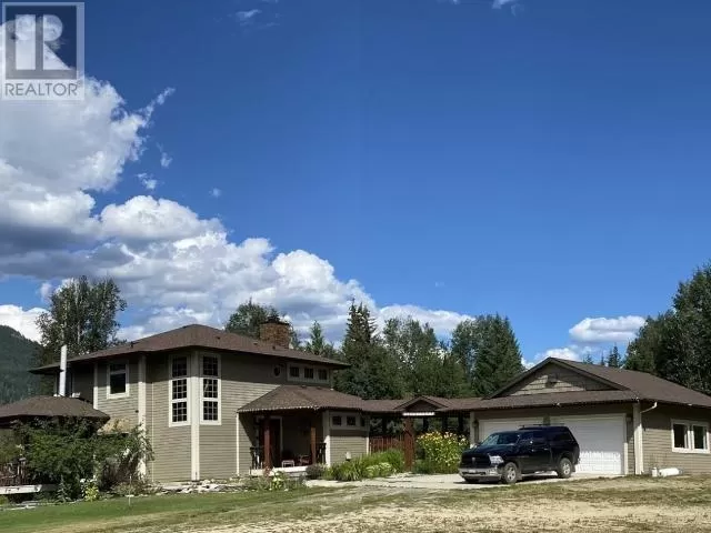 House for rent: 5920 Wikki-up Creek Fs Road, Barriere, British Columbia V0E 1E0