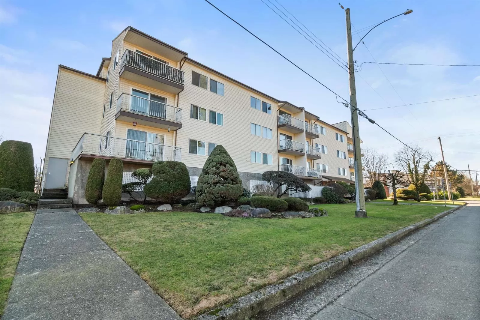 Apartment for rent: 6 46210 Margaret Avenue, Chilliwack, British Columbia V2P 2G9