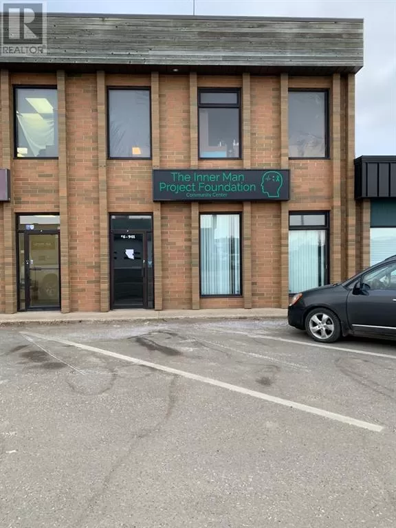Commercial Mix for rent: 6, 941 South Railway Street Se, Medicine Hat, Alberta T1A 2W3