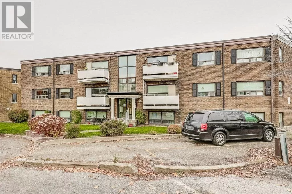 Multi-Family for rent: 6 Lake Shore Drive, Toronto, Ontario M8V 1Z1